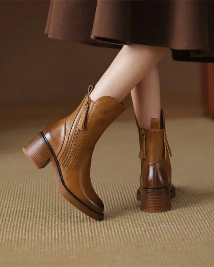 Bottines en cuir à talon moyen