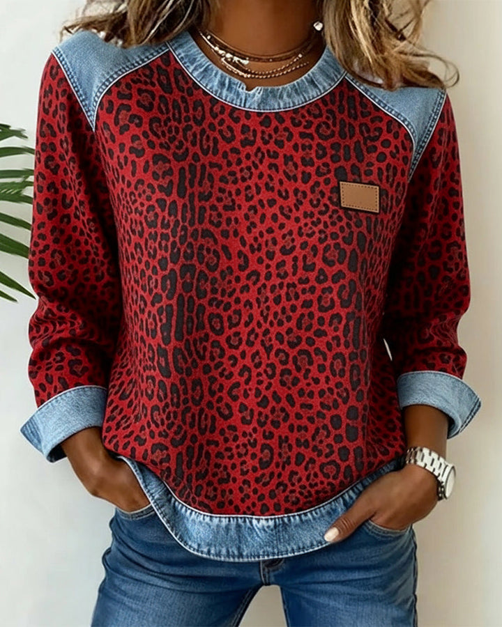 Zéphirine | Sweatshirt Imprimé Léopard en Patchwork Denim