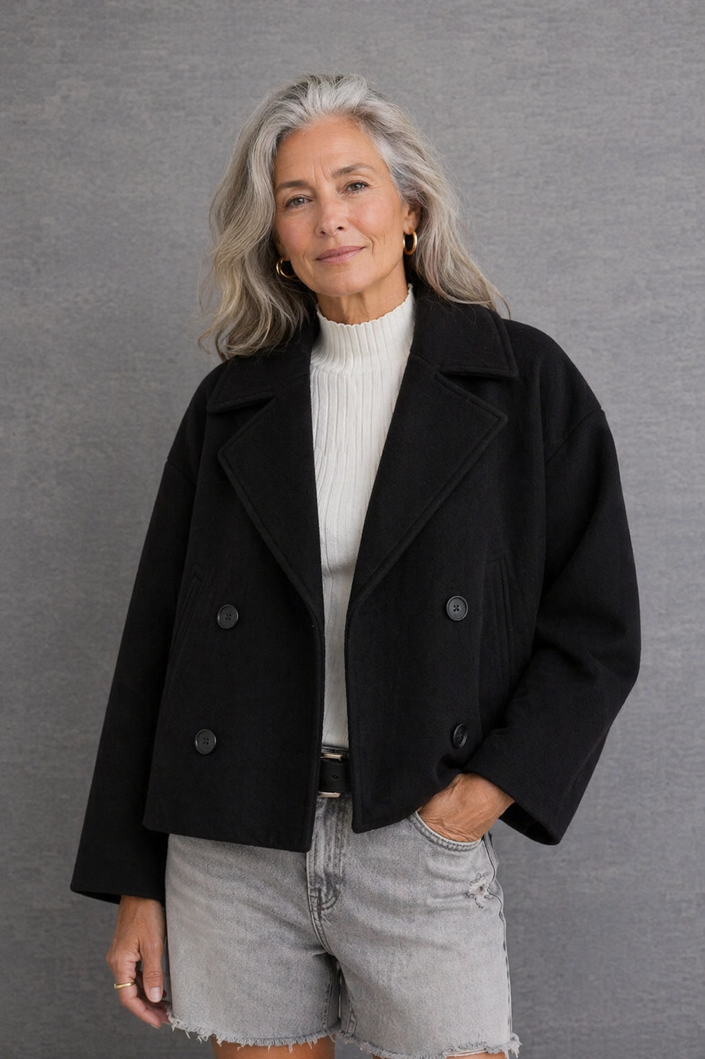 Veste chic courte à double boutonnage pour femme