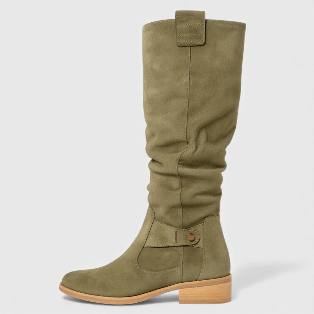 Bottes élégantes en cuir suédé 