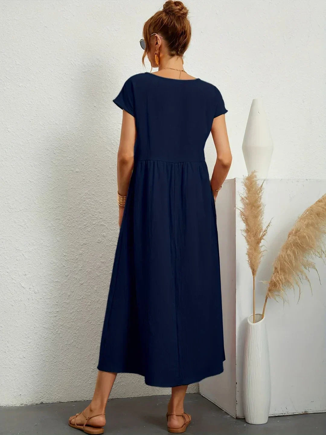 Robe midi fluide élégance intemporelle