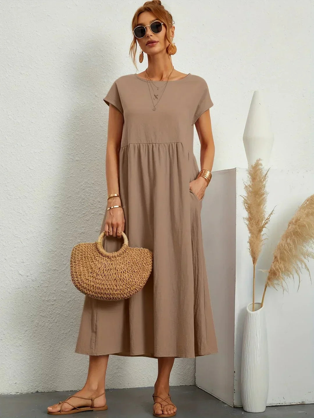 Robe midi fluide élégance intemporelle