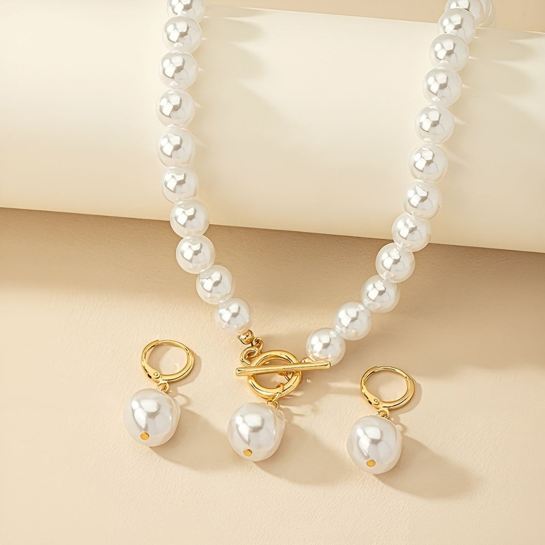 Ensemble Collier et Boucles d'oreilles en Perles