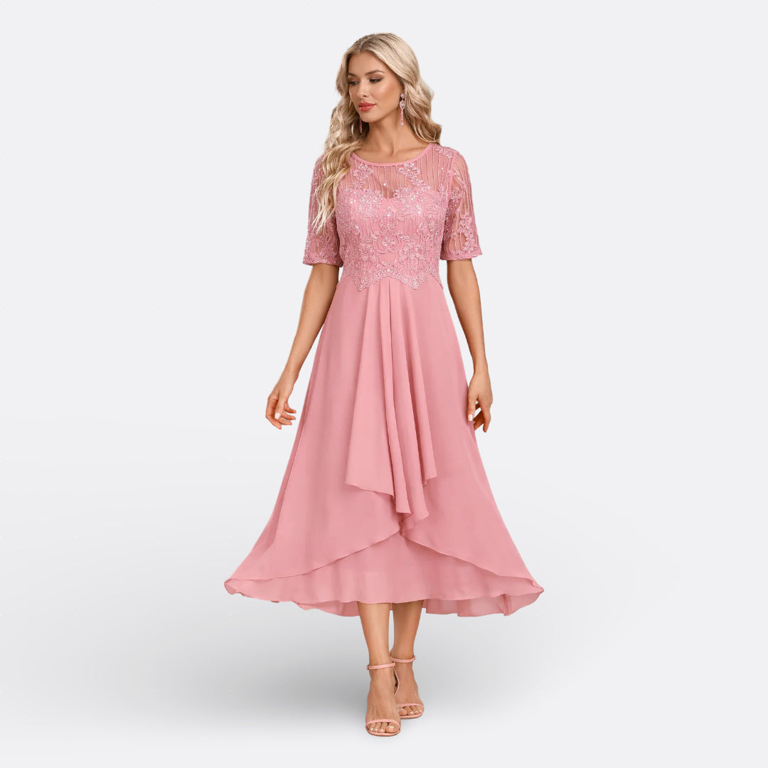 Mariana - Robe en Dentelle à Manches Courtes