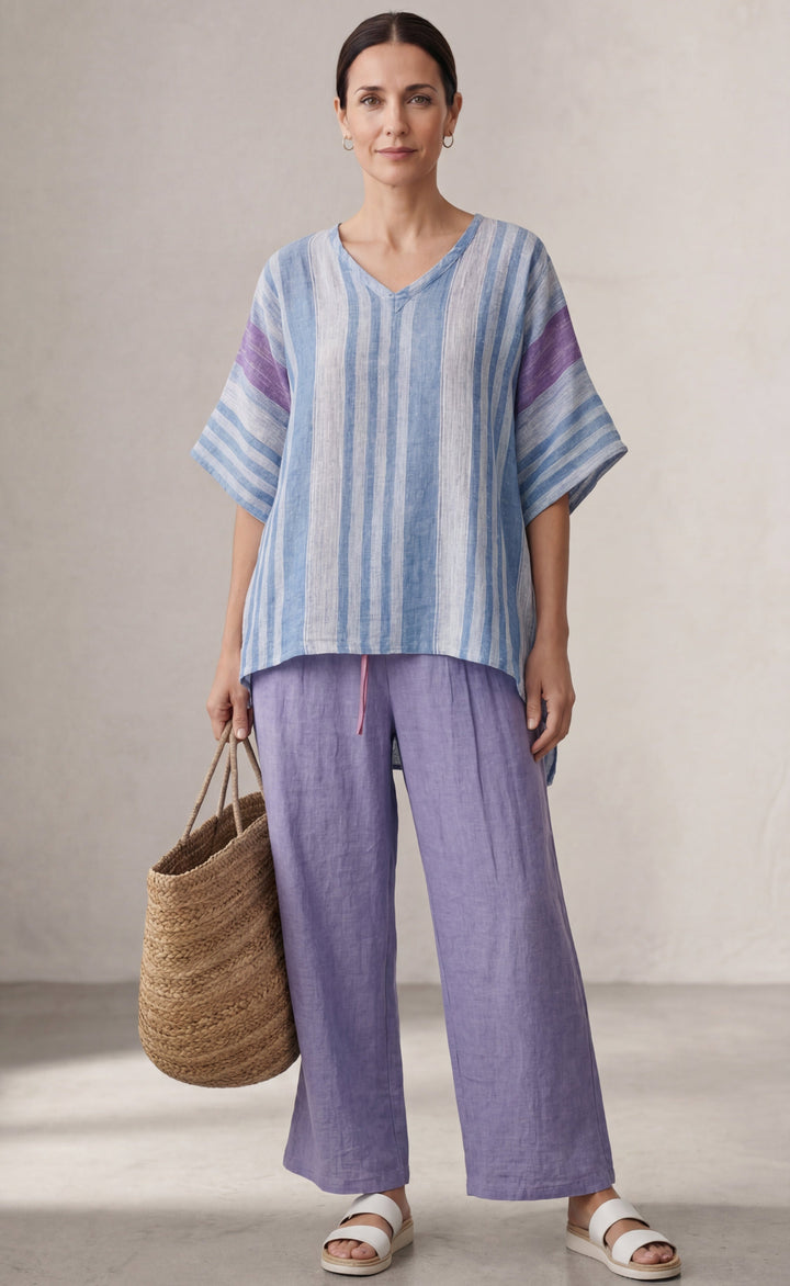 Carlotta – Haut élégant en lavande et bleu ciel avec pantalon en lin